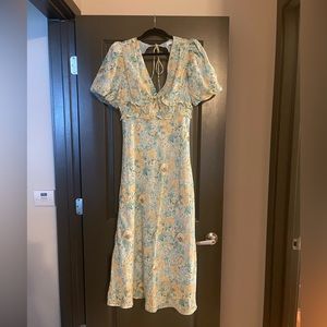 ASTR the label Esperanza Floral Puff Sleeve Midi Dress